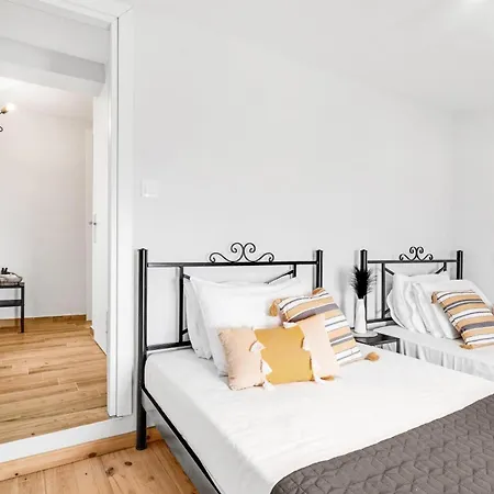 Blue Waves Oceanida Apartmán Nikiana