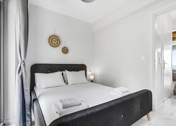 Blue Waves Oceanida Apartment *